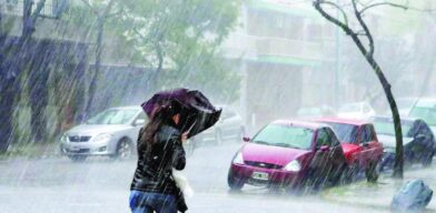 Vaguada provocará aguaceros, tormentas eléctricas y calor este miércoles