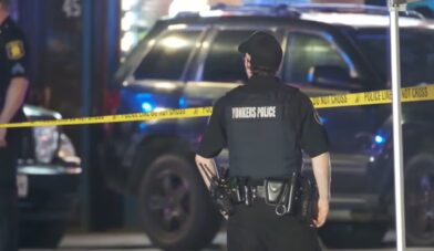 Tiroteo en Nueva York dejó un muerto, cuatro adolescentes heridos y un menor de 15 años detenido