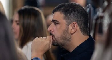 Condenan a 3 años de cárcel al alcalde de Ecuador por manipular su brazalete electrónico