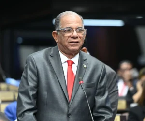 Presidentes del Senado y la Cámara de Diputados resaltan legado de Jorge Frías