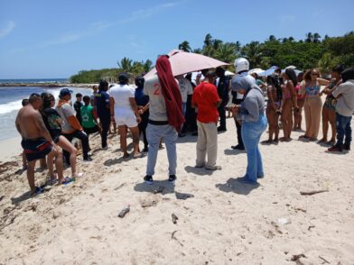Adolescente de 15 años muere ahogado en playa Oasis de Juan Dolio