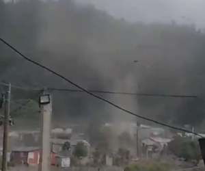 Remolino causa daños en viviendas e invernaderos y desata pánico en Constanza