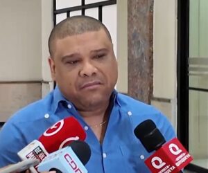Diputado respalda suspensión del registros de proveedores del Estado a 10 senadores