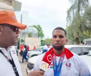 Juan Miguel Arias: “Valió cada esfuerzo”; dedica medalla de oro a Dios, su familia y la afición dominicana