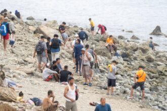 Centenares de migrantes vuelven a Marruecos