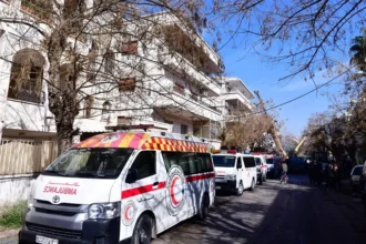 Al menos 2 muertos y 7 heridos al explotar una bomba en microbús a las afueras de Damasco