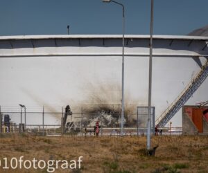 Muerto y heridos tras explosión en el puerto marítimo más grande de Europa
