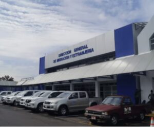 Costa Rica: más de 2,600 carnés de residencia para extranjeros siguen sin ser retirados