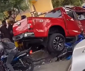 Mujer permanece en estado crítico tras atropello que dejó dos muertos en Los Ríos