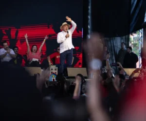 Lula da Silva presenta su programa electoral en Brasil: defensa de la soberanía, seguridad e igualdad