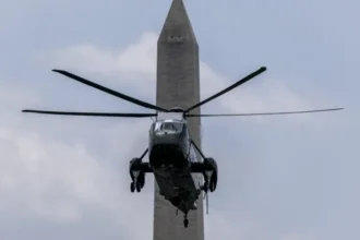El helicóptero de Donald Trump tuvo un acercamiento en vuelo con un avión comercial en Washington