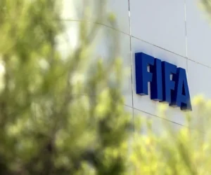 La FIFA admite errores en su propuesta de privatizar el Mundial pero advierte de que no tolerará más ataques