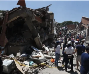 Terremoto en Colombia deja al menos 132 muertos y 570 heridos; continúa búsqueda de sobrevivientes