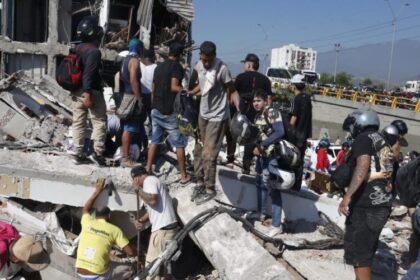 Venezuela ofrece a Colombia el envío de rescatistas y ayuda humanitaria tras el terremoto