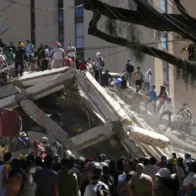 Al menos 132 muertos y 570 heridos deja el terremoto de magnitud 7,4 en Colombia