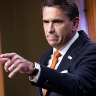 El Senado de EE.UU. confirma a Todd Blanche, exabogado de Trump, como fiscal general