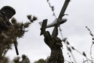 Siete muertos y decenas de heridos tras explosión de un dron en una playa del sur de Rusia