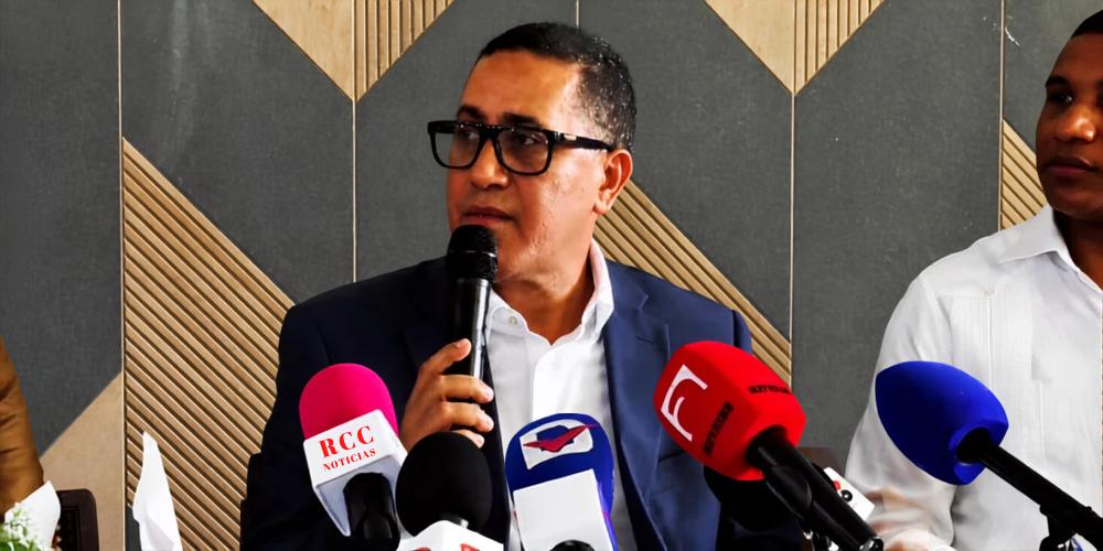 Gobierno ha entregado 926 aulas y prevé completar 1,500 antes del inicio del año escolar