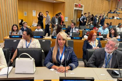 Empresaria dominicana Jennifer Rosario participa en la 20.ª Cumbre Internacional de Derechos Humanos