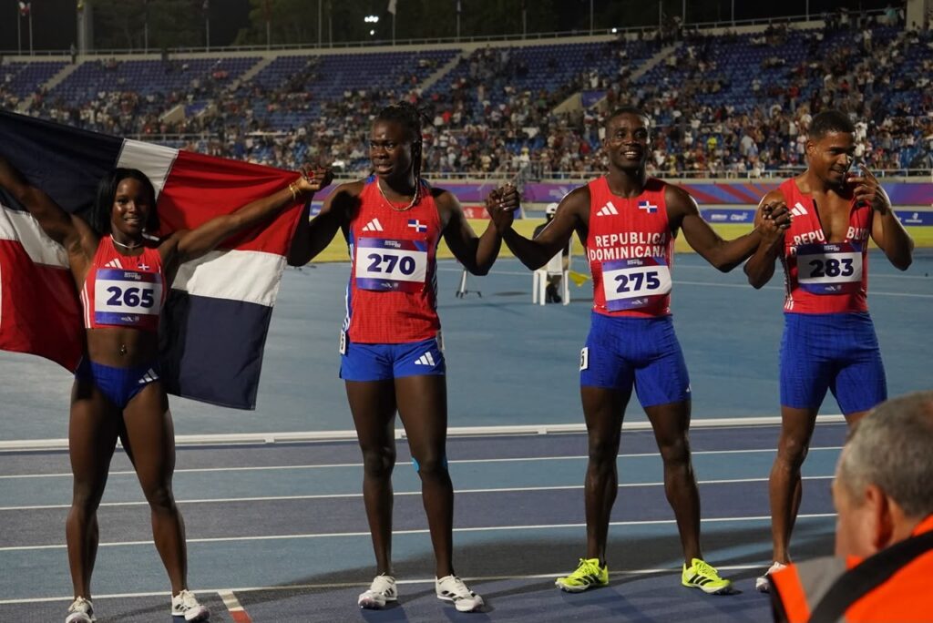 Relevo mixto 4×100 de República Dominicana es descalificado y pierde el oro en Santo Domingo 2026