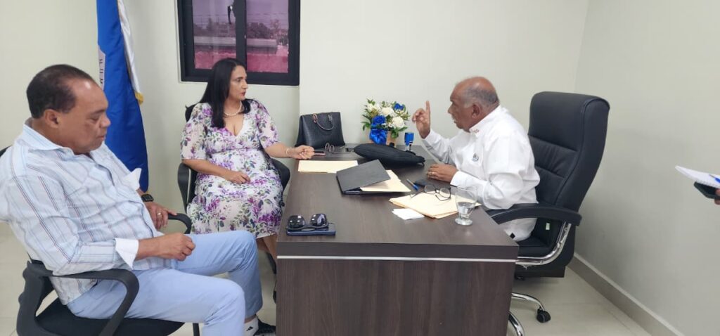 Senadora Lía Díaz llama a respaldar nueva gestión del Centro UASD-Azua