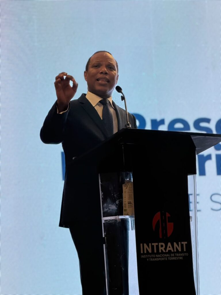 Milton Morrison denuncia rechazó presunto soborno millonario durante su gestión en el INTRANT