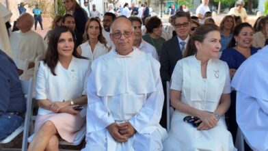 Santo Domingo conmemora 528 años de fundación con escultura de Santo Domingo de Guzmán