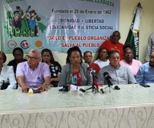Gremios de la salud exigen aumento salarial para personal administrativo