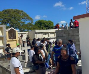 Tragedia en Villa González: niño de 9 años muere electrocutado mientras volaba una chichigua