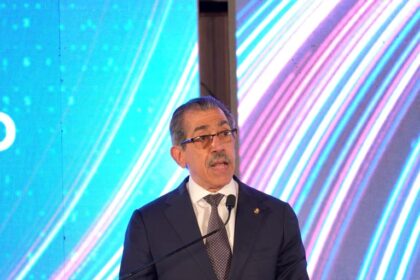 Rector Asjana David destaca alianza entre la UASD y el Estado durante entrega de 6,500 Becas de Excelencia sin Barreras
