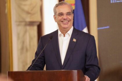 Presidente Abinader viaja a Colombia para participar en la toma de posesión de Abelardo de la Espriella