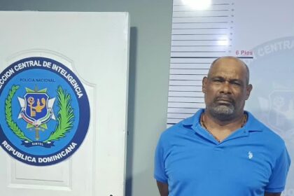 Arrestan a hombre en Cotuí acusado de amenazar de muerte a una mujer; ocupan un arma de fuego