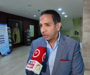 Ciudadanos respaldan suspensión de registros de senadores y cuestionan tardanza de la medida