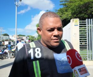 Padre de siete hijos dice no ha podido comprar útiles escolares: “Esto está malísimo”