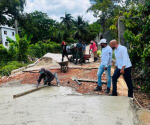Junta de Distrito de El Limón ejecuta construcción de badén en sector Camilo tras daños por lluvias