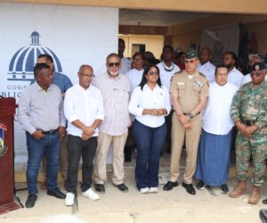 DGDC y Ejército llevan asistencia médica y social a familias de Bánica, Elías Piña
