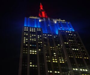 Empire State Building se ilumina con los colores dominicanos con participación de Santiago Matías