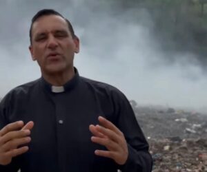 Sacerdote Johnny Durán exige solución al vertedero de Falconbridge y advierte sobre posible bloqueo a camiones de basura