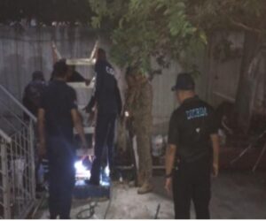 Policía y Bomberos rescatan con vida a dos hombres afectados por inhalación de sustancias químicas