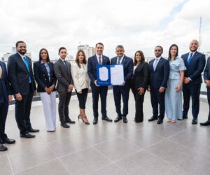 160 jóvenes se gradúan en programa de CAPEX que apuesta a la tecnología, innovación y emprendimiento