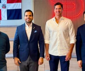 PedidosYa y Cámara de Diputados firman acuerdo en Santo Domingo para impulsar talento STEM