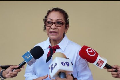 Presidenta Frente Amplio rechaza que estudiantes haitianos sean responsables del déficit de cupos escolares