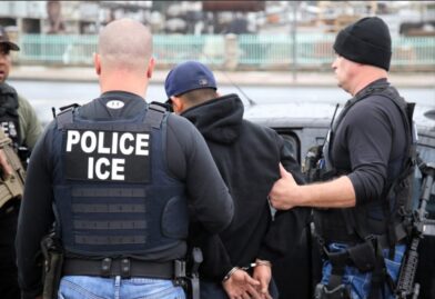 Congresistas y activistas de Estados Unidos rechazan la compra de guantes eléctricos para el ICE