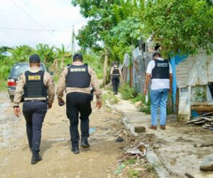DNCD detiene a cinco personas y ocupa más de 4,700 gramos de presuntas drogas en Pedro Brand