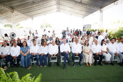 Abinader inicia construcción del nuevo campus de la UFHEC en San Juan