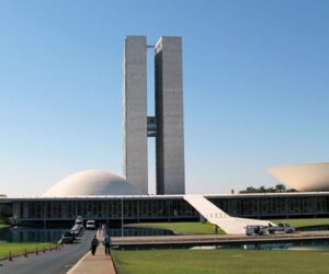 El Congreso de Brasil aprueba la reducción de impuestos federales a los combustibles