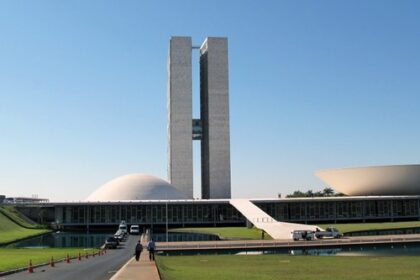 El Congreso de Brasil aprueba la reducción de impuestos federales a los combustibles