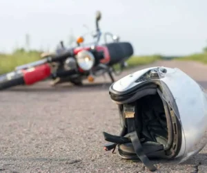 Tres muertos en choque entre motocicletas en carretera de Palenque