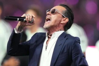 Marc Anthony y Chayanne lideran concierto por víctimas de sismos