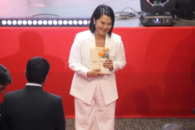 Keiko Fujimori declara su «absoluto respeto» a la separación de poderes en Perú